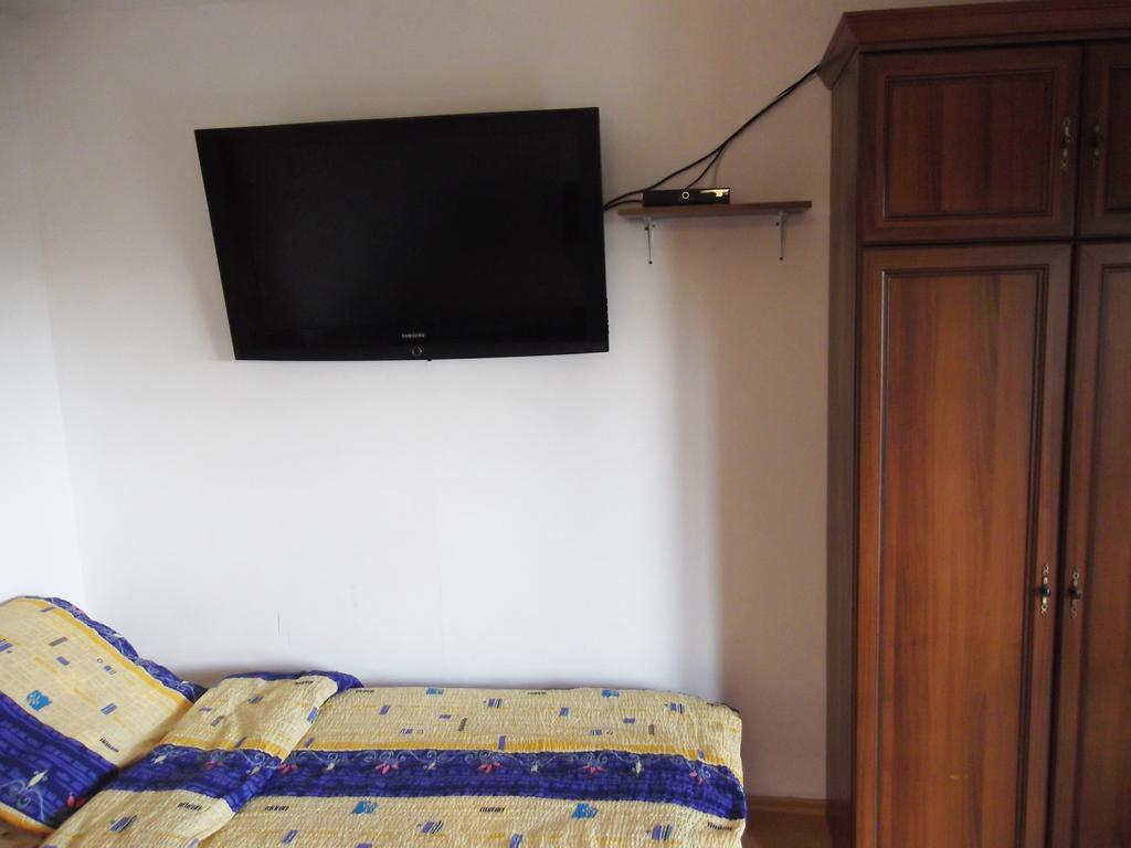 Dworek W Zieleni Varşovia Cameră foto